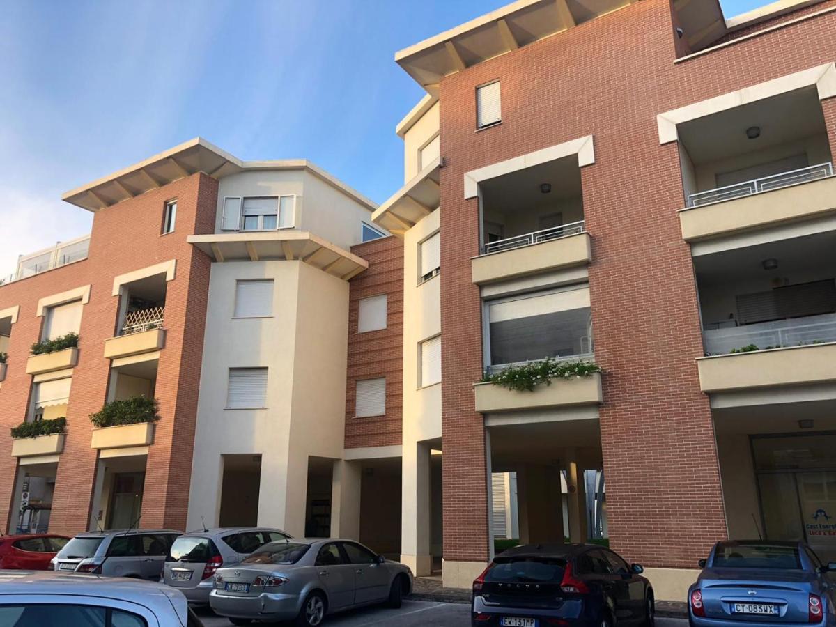 Apartamento Le Miromí Civitanova Marche Exterior foto